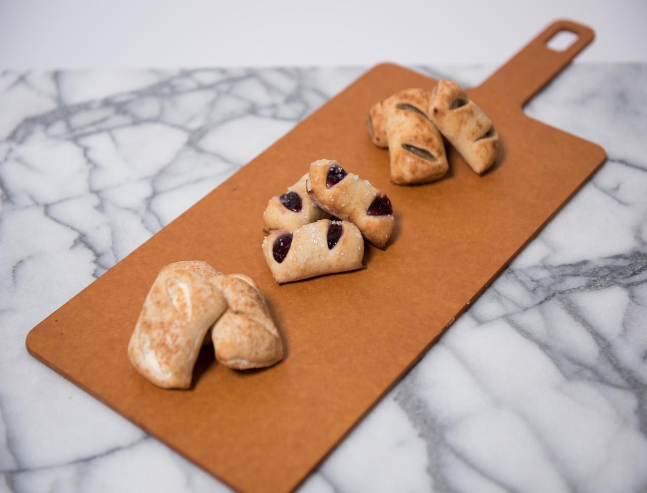 Filled Bites (2.5” x 1.5”) Filled Bites (2.5” x 1.5”)<br />